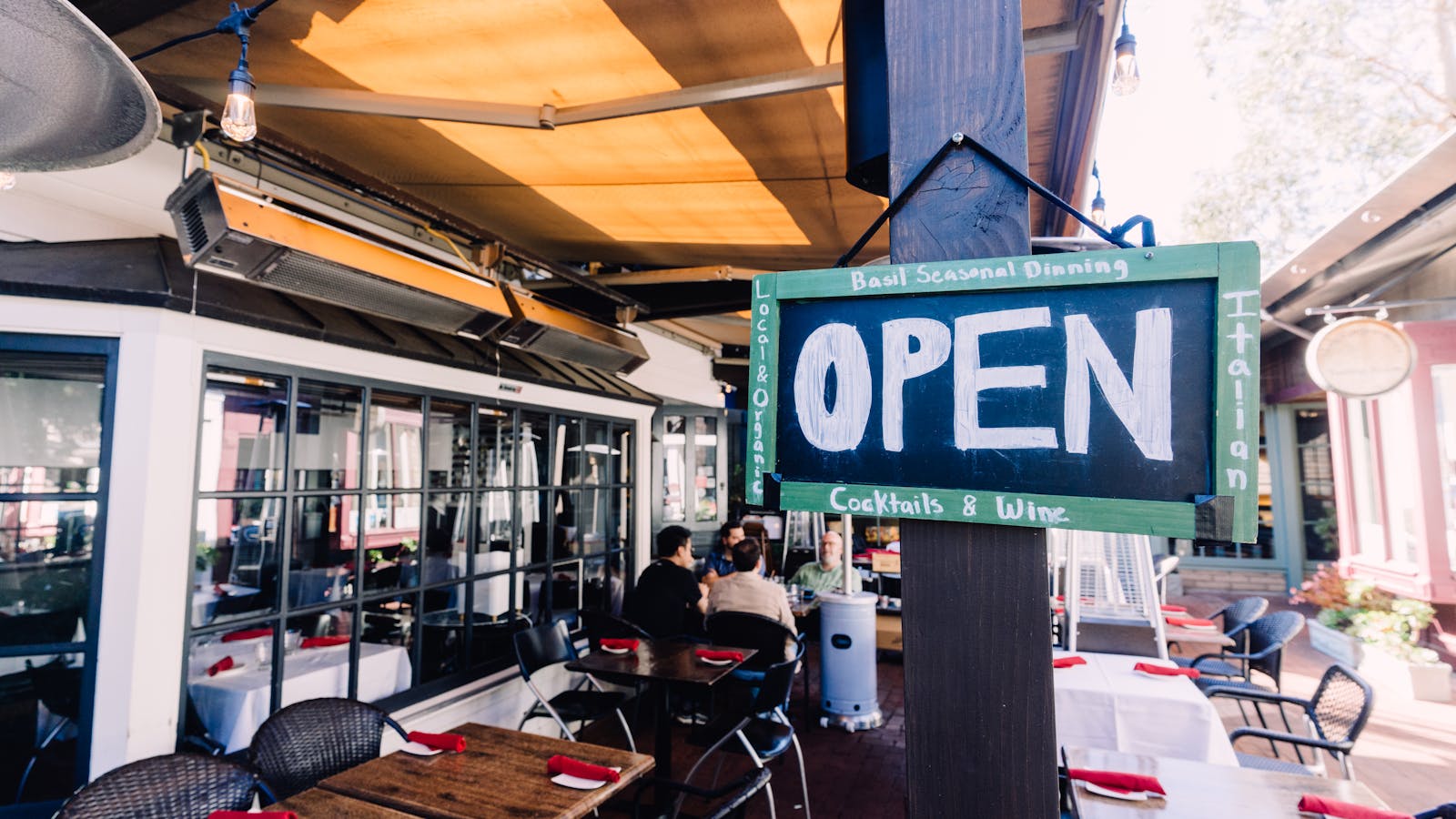 Cheap outdoor restaurant